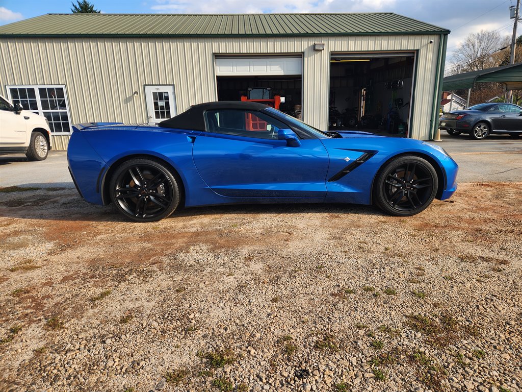 2016 Chevrolet Corvette photo