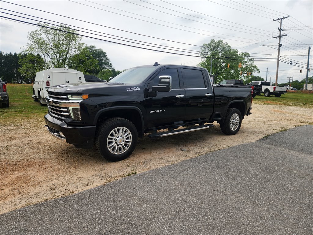 2021 Chevrolet Silverado 2500 High Country photo