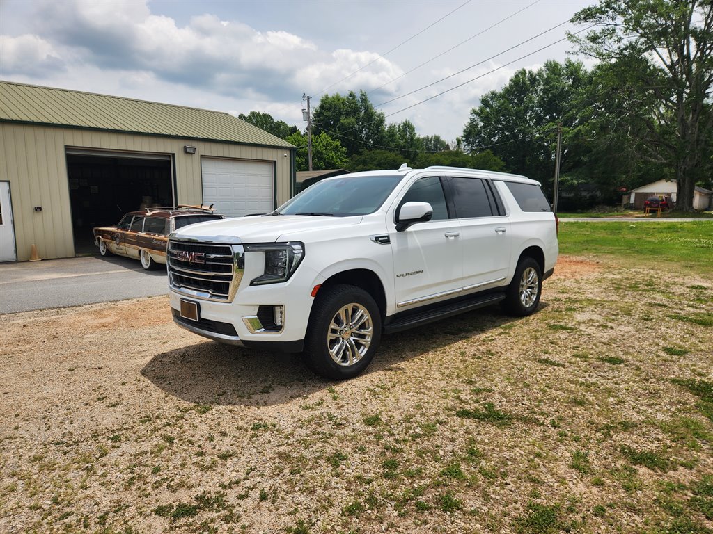 2021 GMC Yukon XL 1500 SLT photo