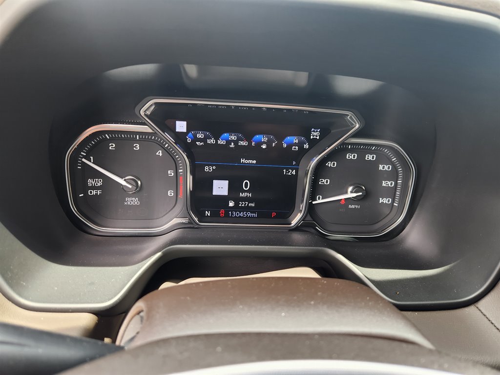 2021 GMC Yukon XL 1500 SLT photo
