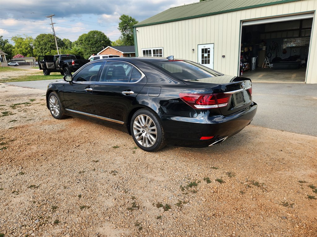 2017 Lexus LS