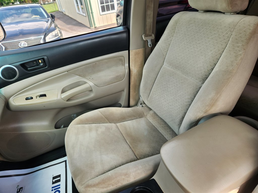2006 Toyota Tacoma - $7,900