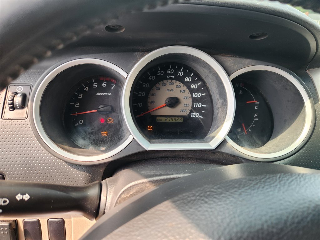 2006 Toyota Tacoma - $7,900