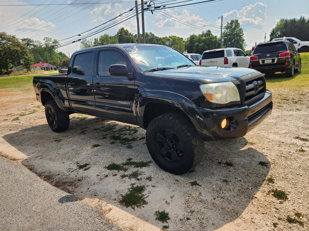 2006 Toyota Tacoma - $7,900