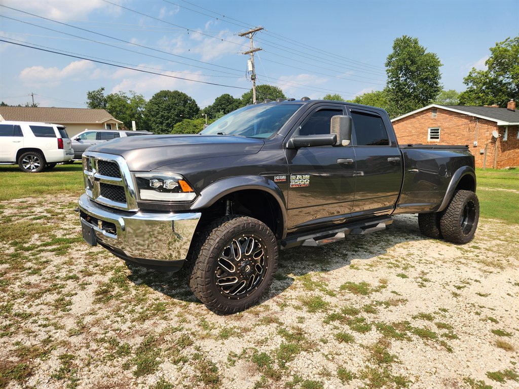 2018 Ram 3500 - $26,900