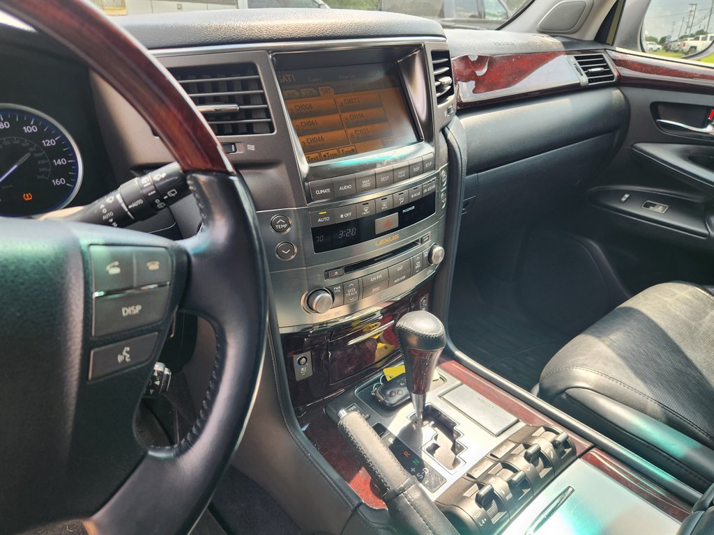 2011 Lexus LX