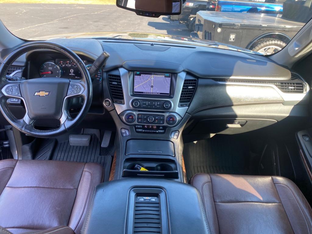 2019 Chevrolet Suburban 1500 Premier photo