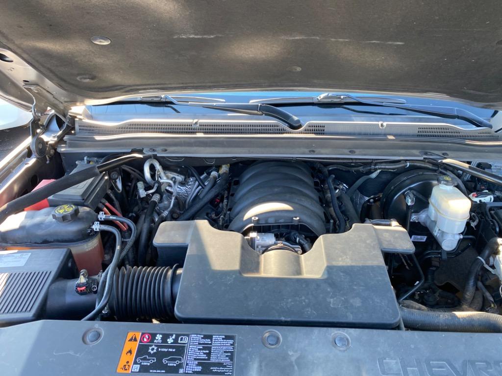 2019 Chevrolet Suburban 1500 Premier photo