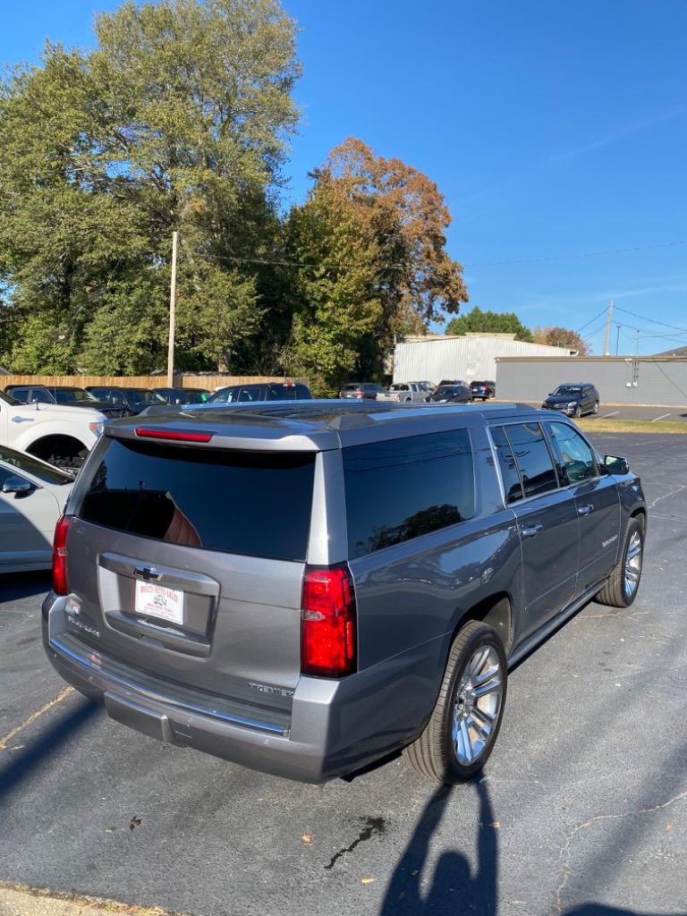 2019 Chevrolet Suburban 1500 Premier photo