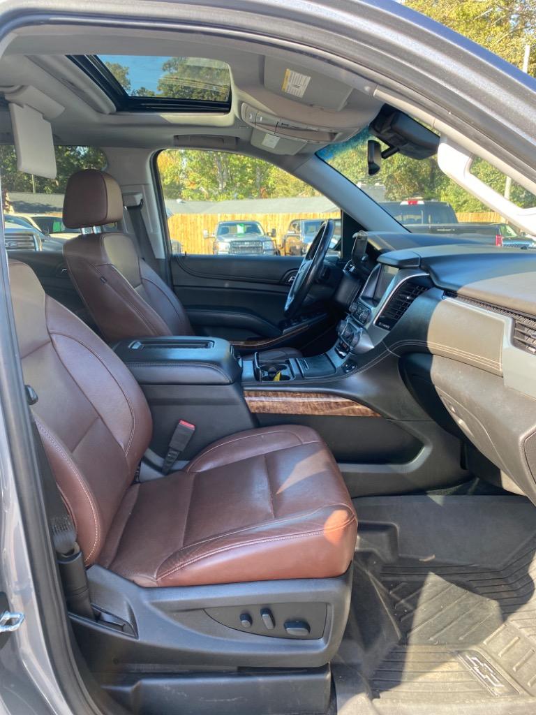 2019 Chevrolet Suburban 1500 Premier photo