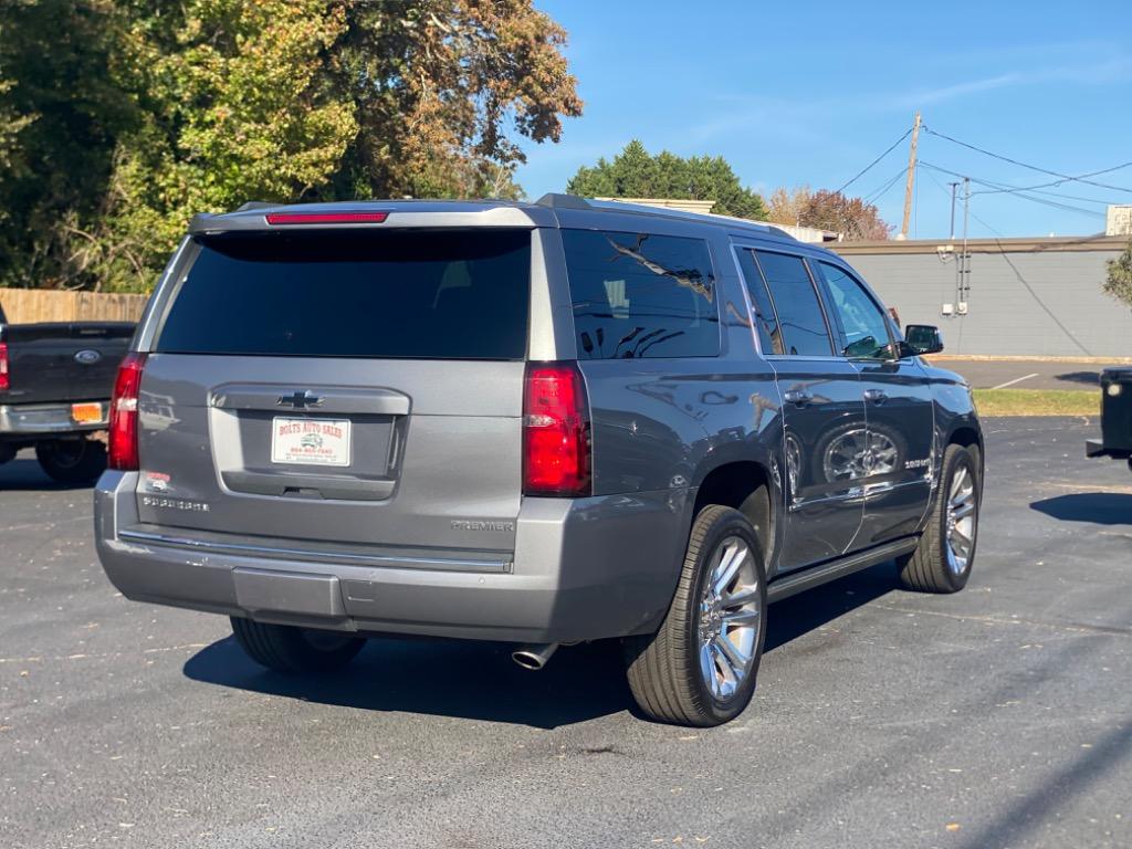 2019 Chevrolet Suburban 1500 Premier photo