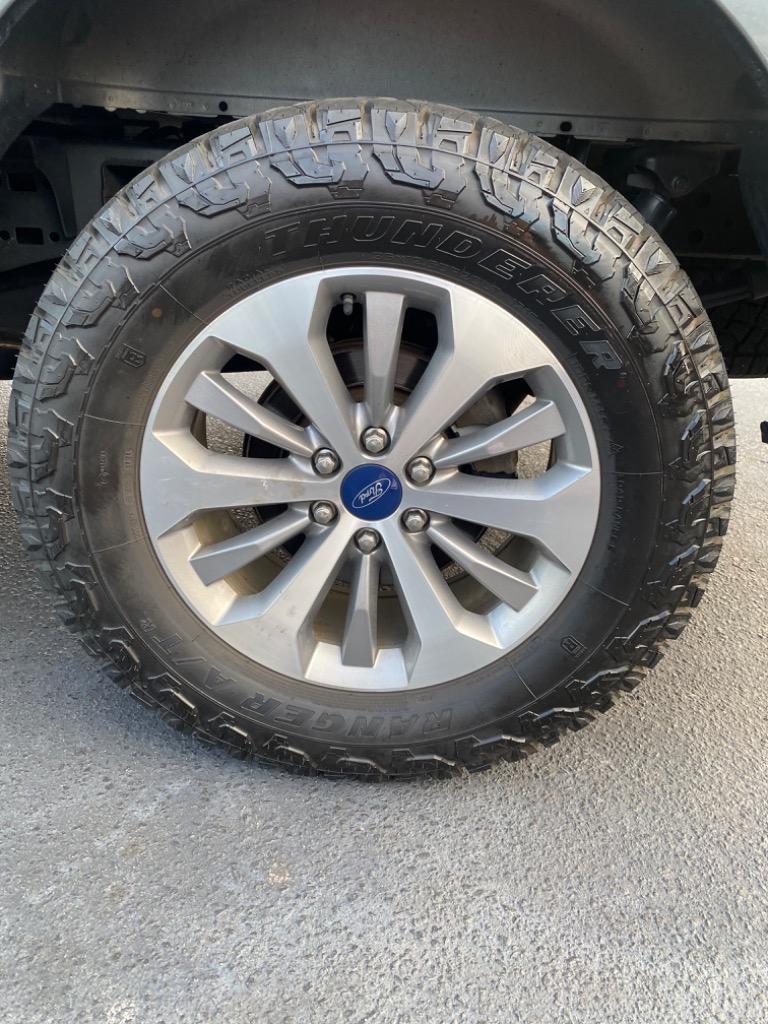 2017 Ford F150 XLT photo
