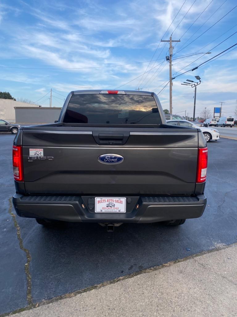 2017 Ford F150 XLT photo
