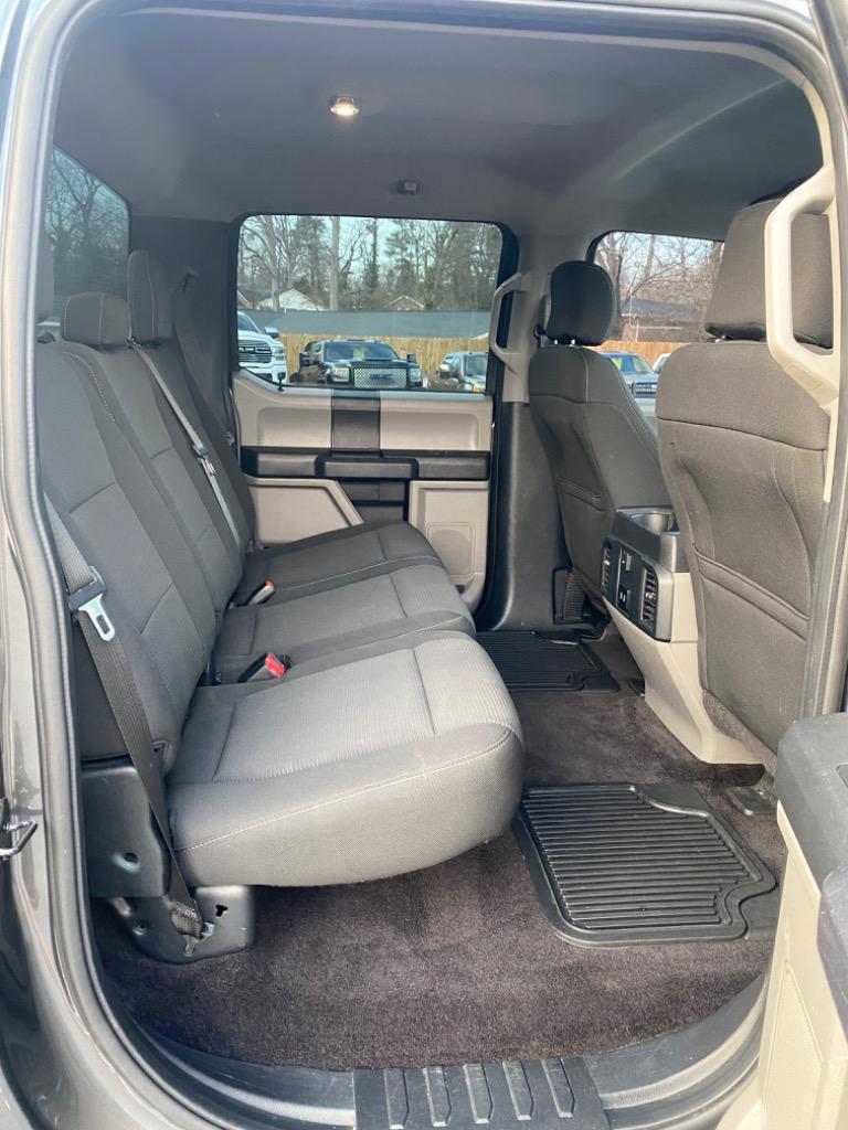 2017 Ford F150 XLT photo
