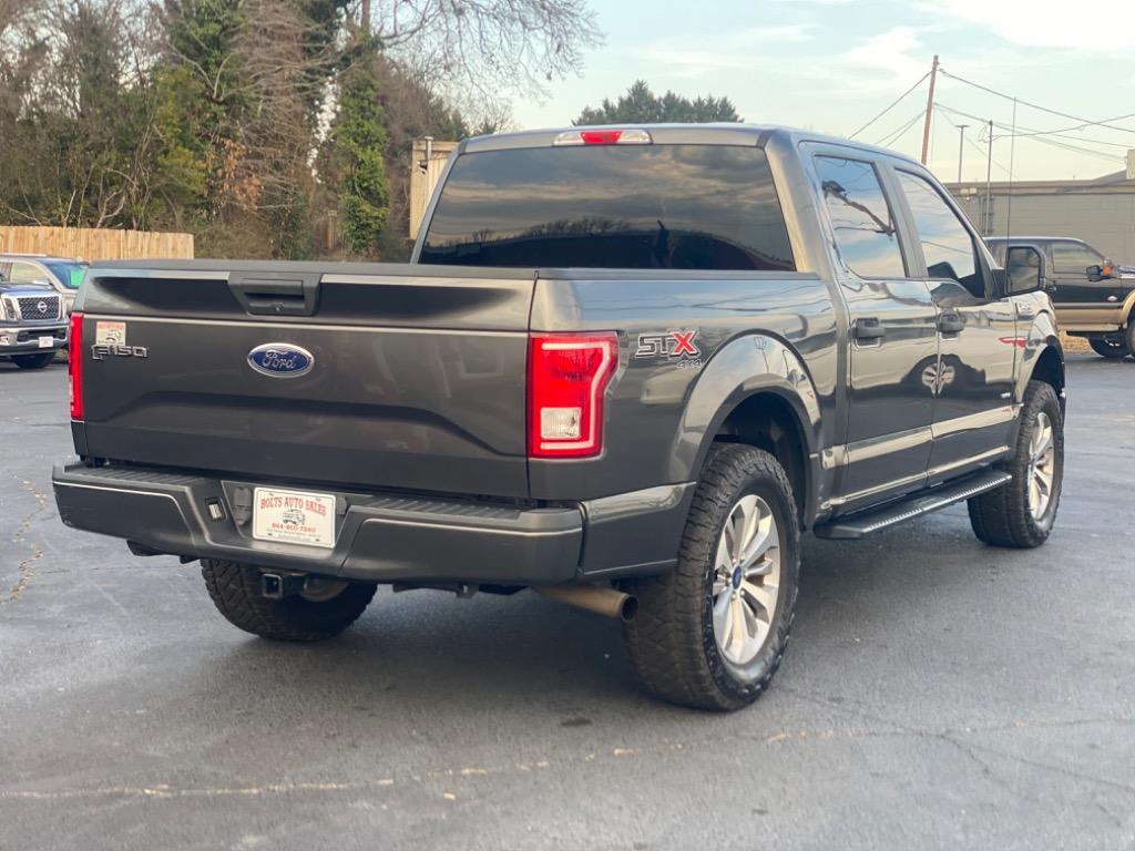 2017 Ford F150 XLT photo