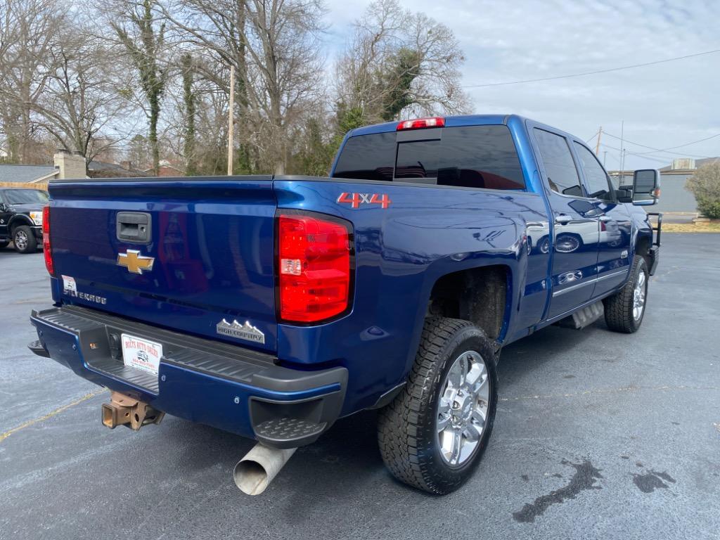 2018 Chevrolet Silverado 2500 High Country photo