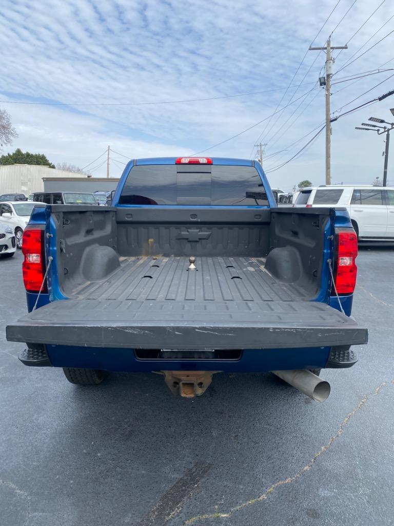 2018 Chevrolet Silverado 2500 High Country photo