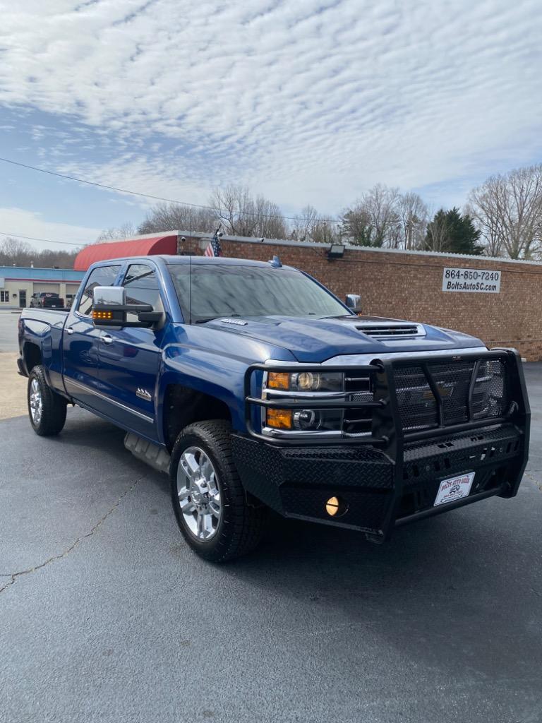 2018 Chevrolet Silverado 2500 High Country photo