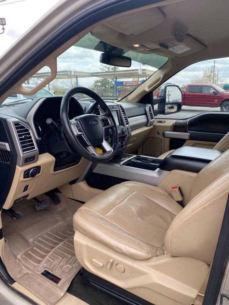 2017 Ford F250sd Lariat photo