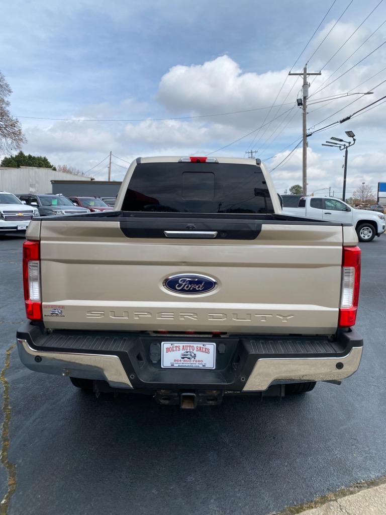 2017 Ford F250sd Lariat photo