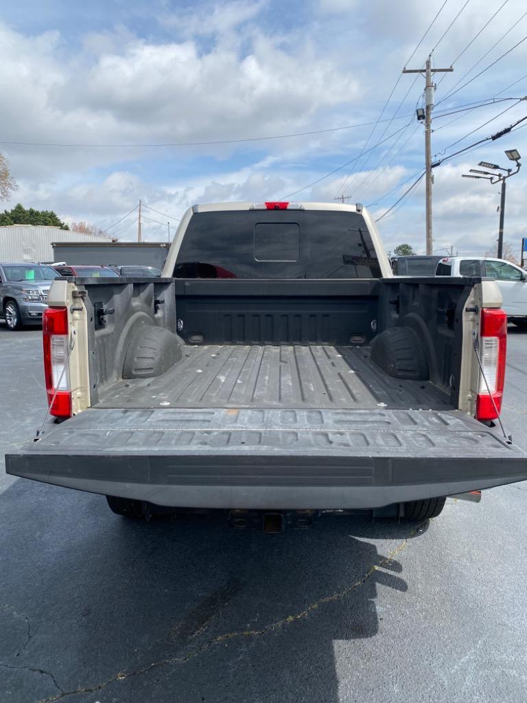 2017 Ford F250sd Lariat photo
