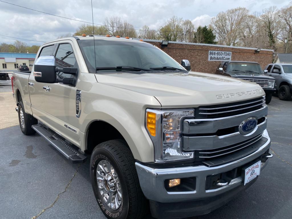 2017 Ford F250sd Lariat photo