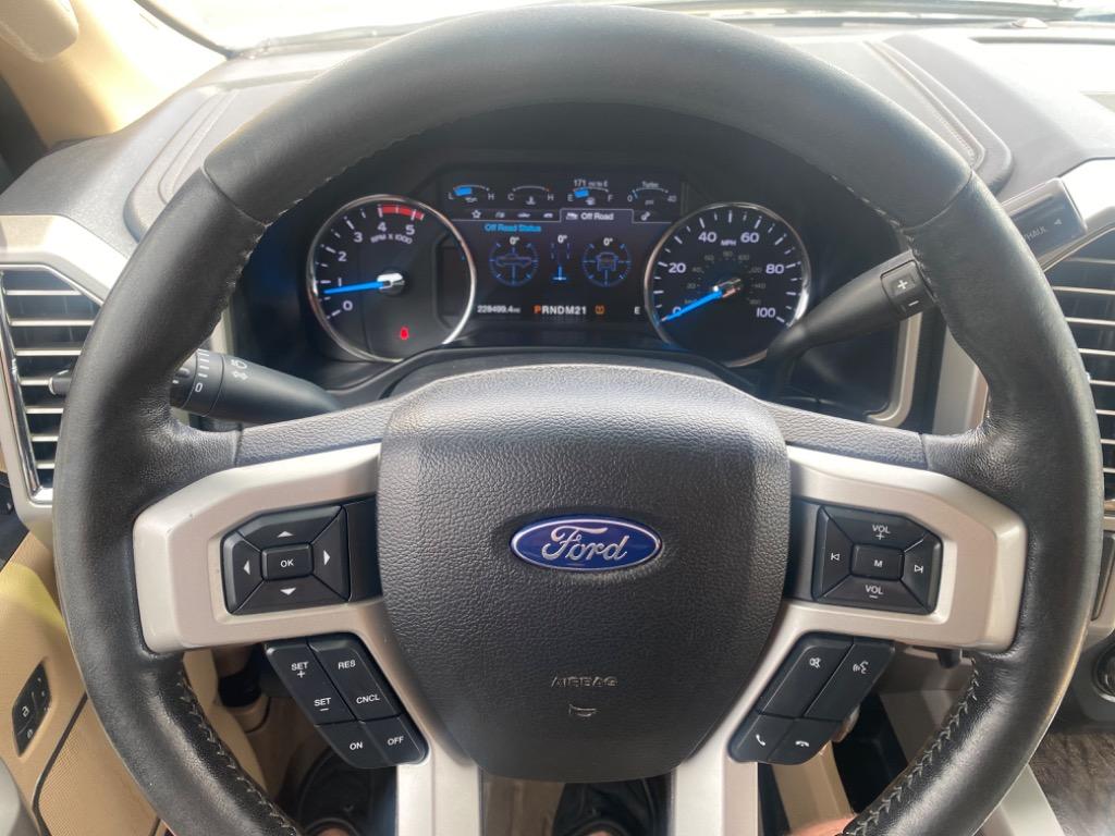 2017 Ford F250sd Lariat photo
