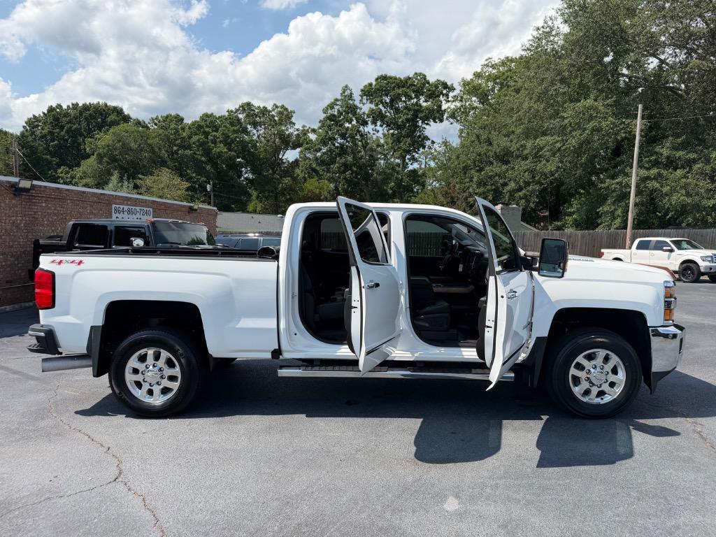 2015 Chevrolet Silverado - $28,999