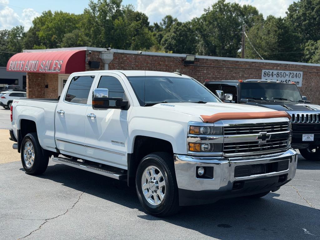 2015 Chevrolet Silverado - $28,999