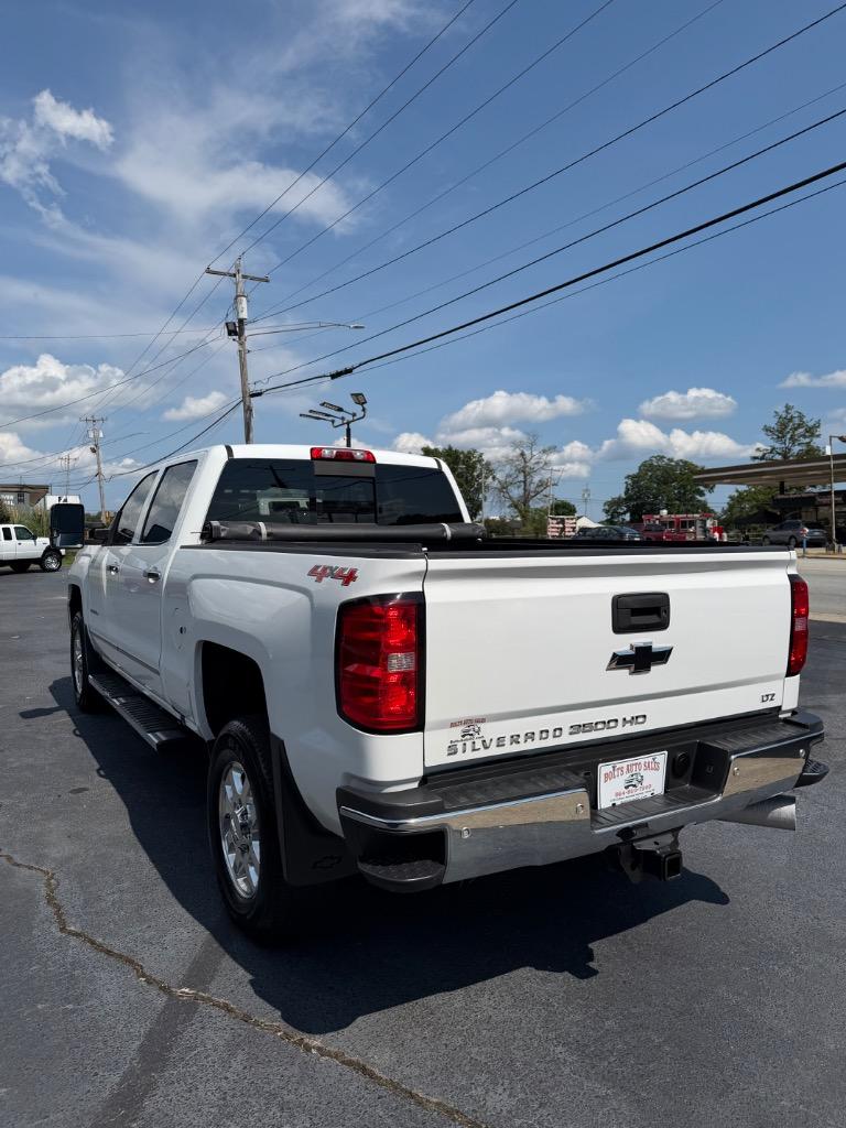 2015 Chevrolet Silverado - $28,999