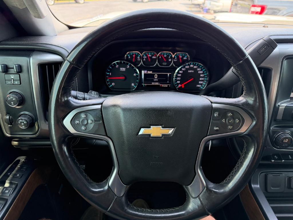 2015 Chevrolet Silverado - $28,999