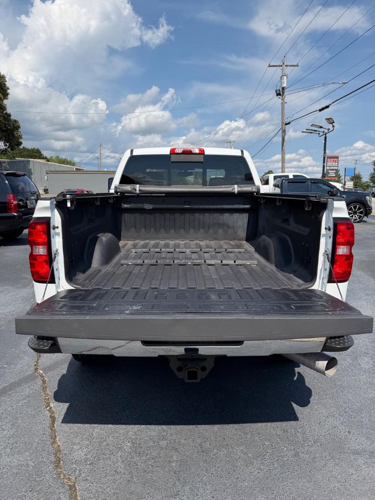 2015 Chevrolet Silverado - $28,999