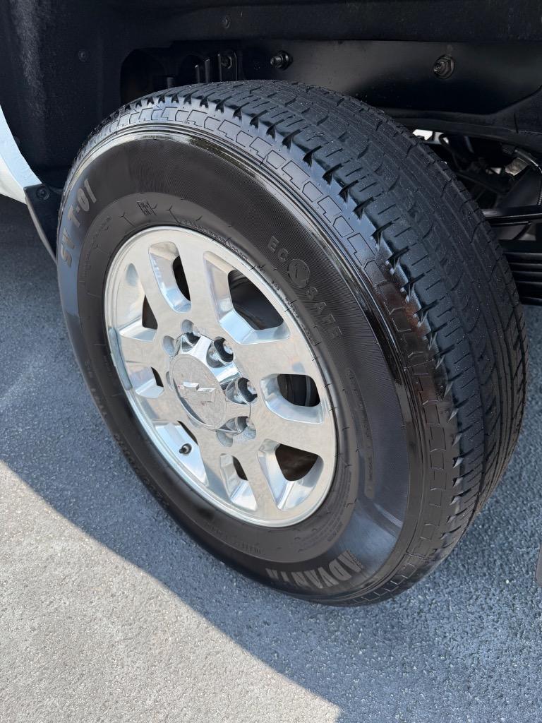 2015 Chevrolet Silverado - $28,999