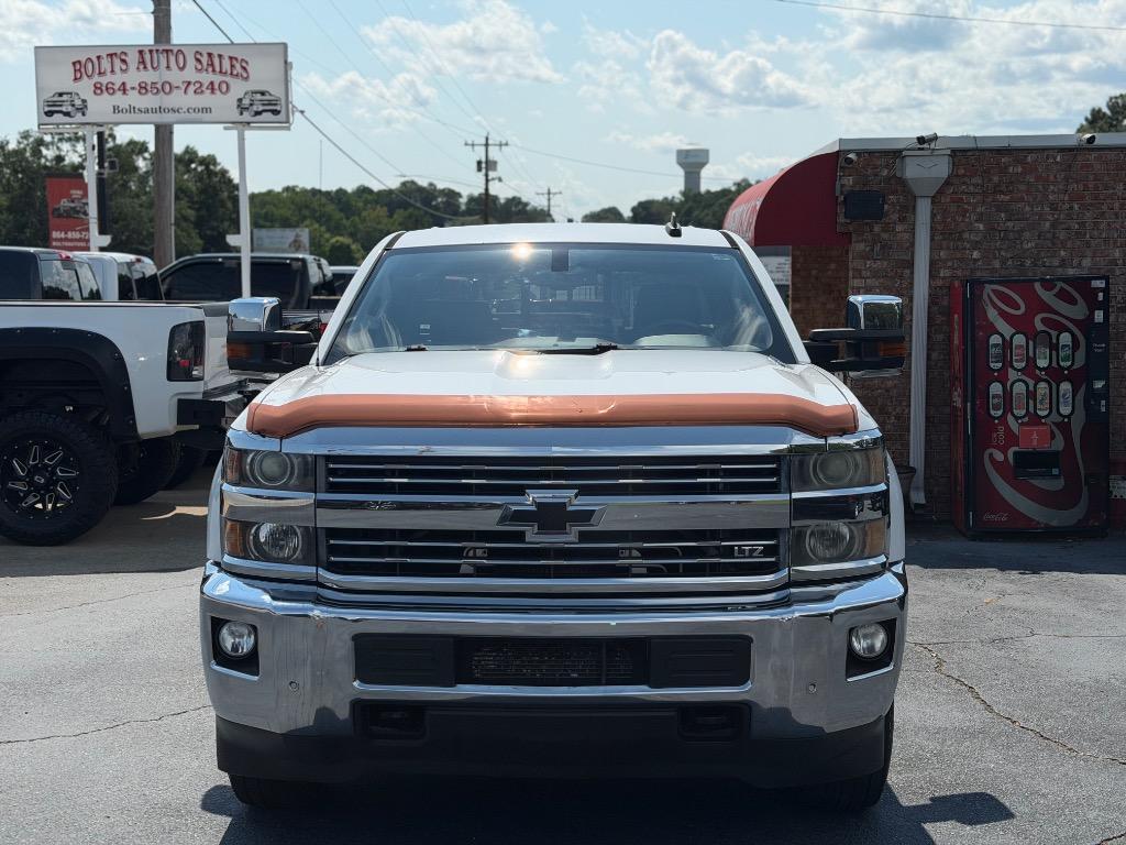 2015 Chevrolet Silverado - $28,999