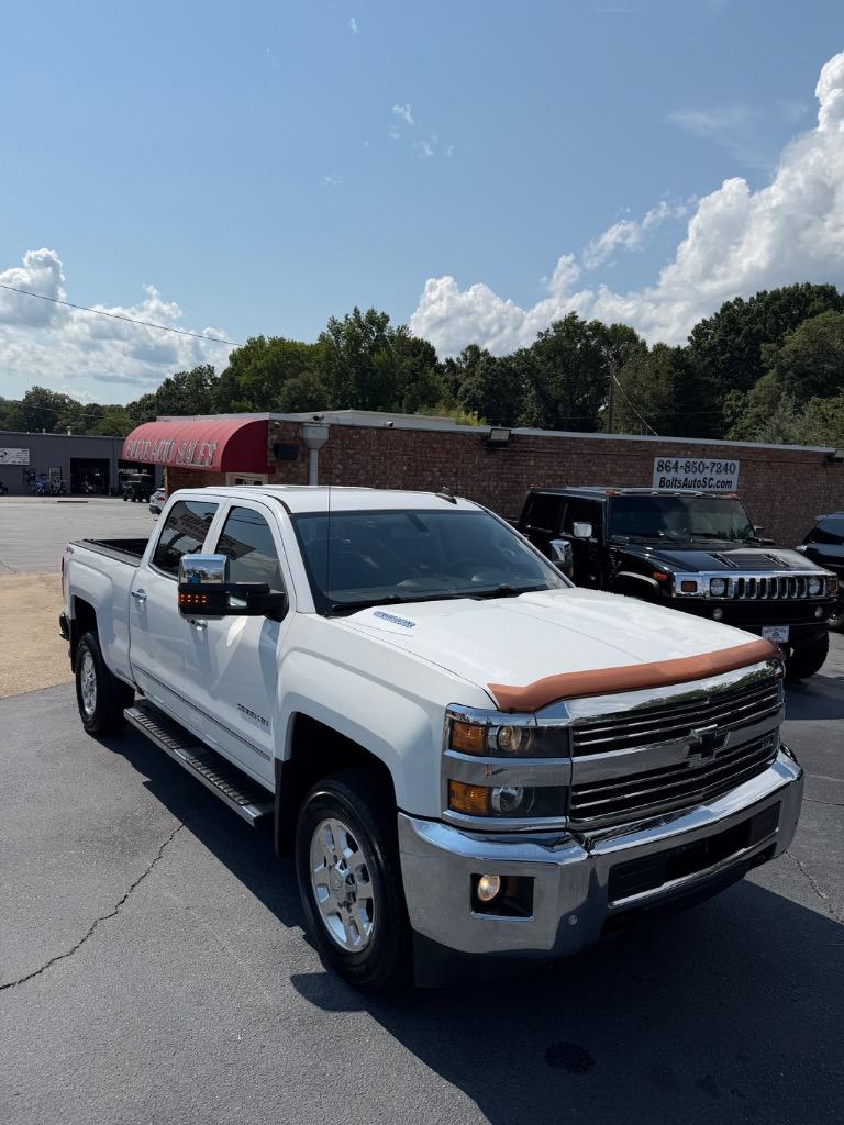 2015 Chevrolet Silverado - $28,999