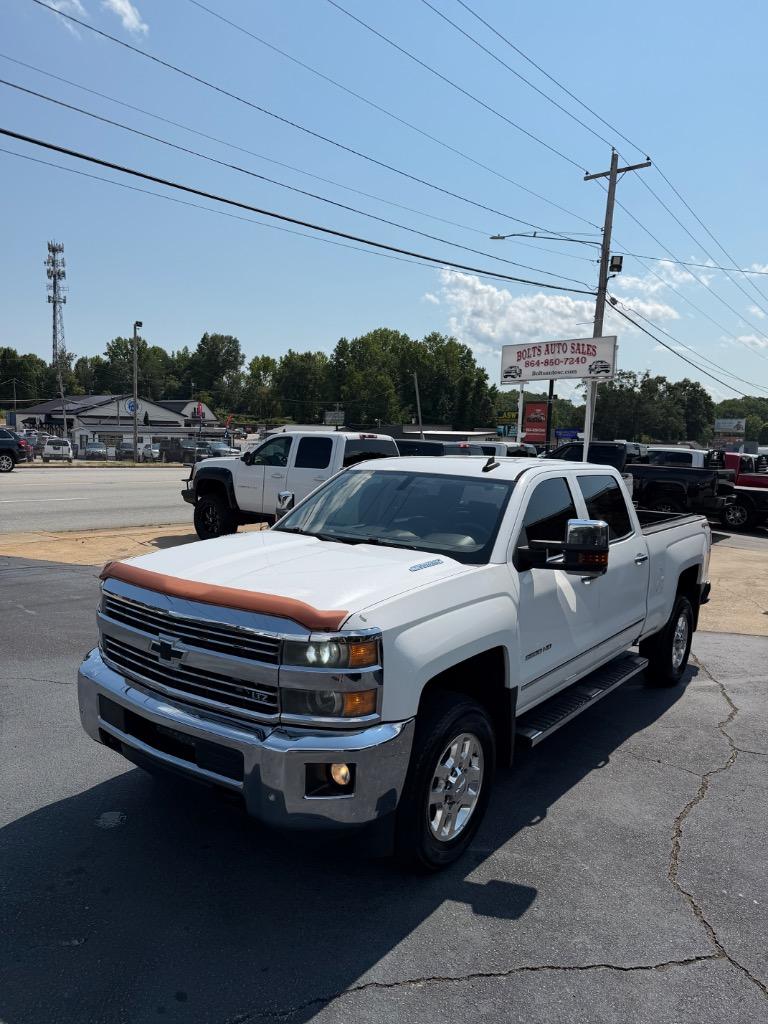 2015 Chevrolet Silverado - $28,999
