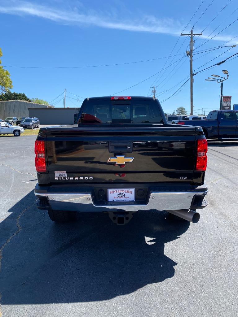 2015 Chevrolet Silverado - $37,490