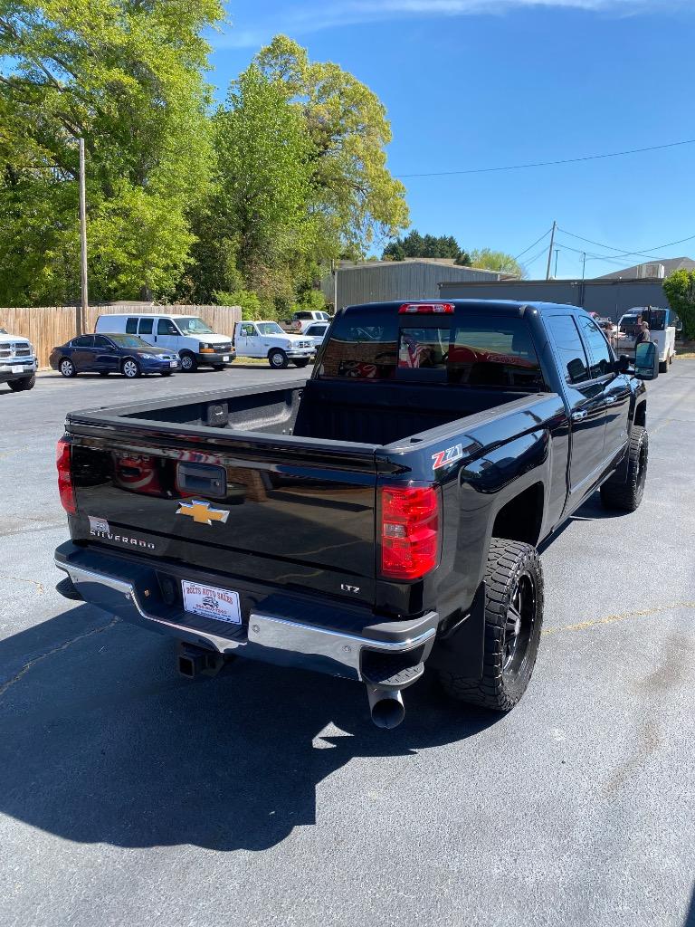 2015 Chevrolet Silverado - $37,490