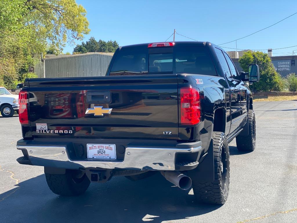 2015 Chevrolet Silverado - $37,490