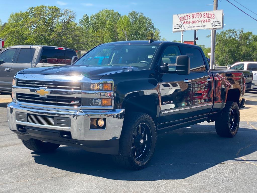 2015 Chevrolet Silverado - $37,490