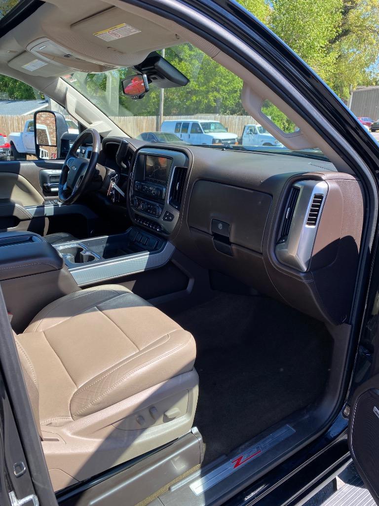 2015 Chevrolet Silverado - $37,490