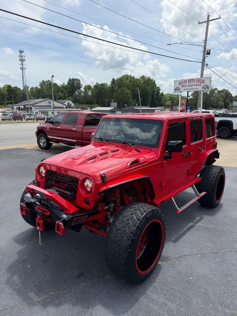 2017 Jeep Wrangler - $32,490