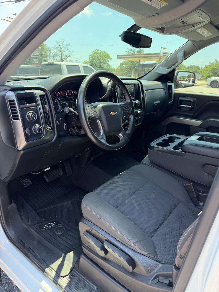 2017 Chevrolet Silverado - $33,990