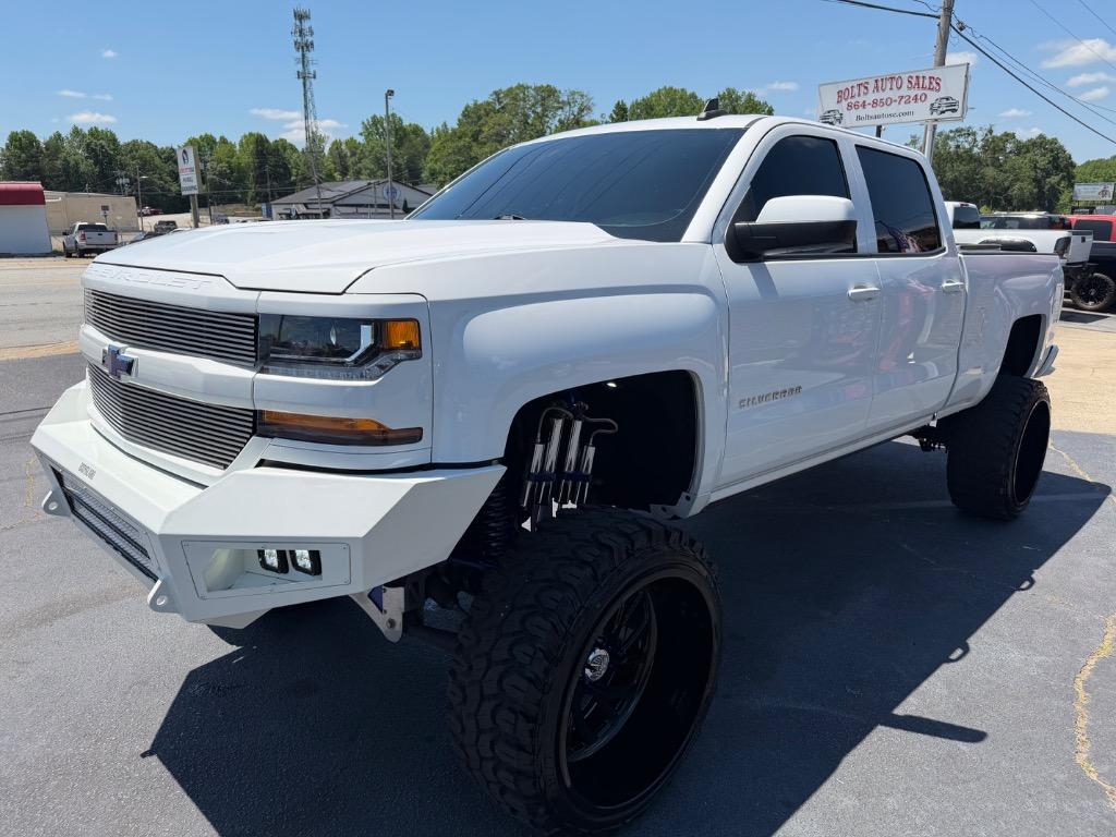 2017 Chevrolet Silverado - $33,990
