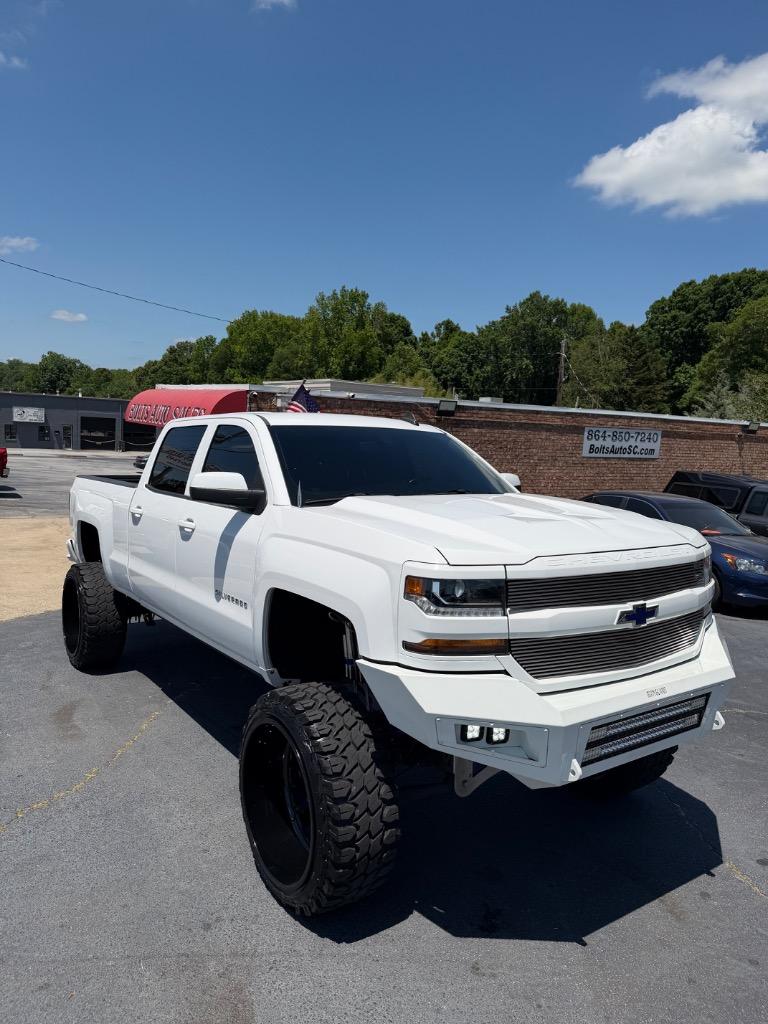 2017 Chevrolet Silverado - $33,990