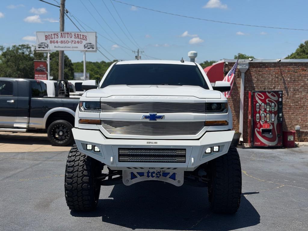 2017 Chevrolet Silverado - $33,990
