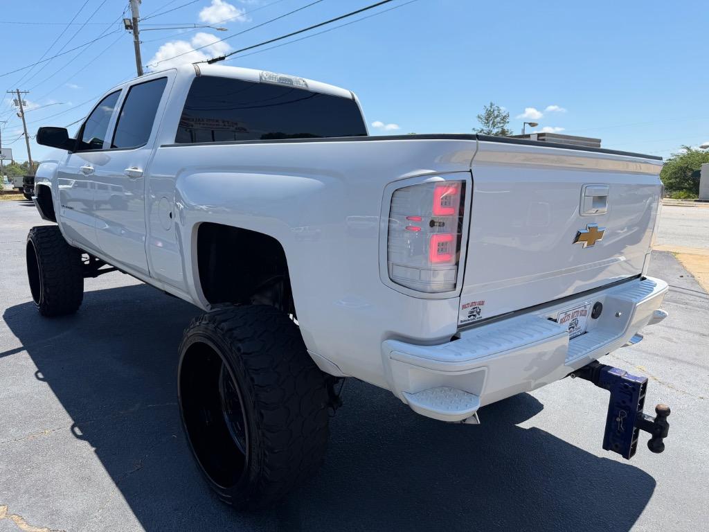 2017 Chevrolet Silverado - $33,990