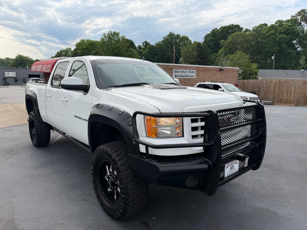 2013 GMC Sierra - $27,990