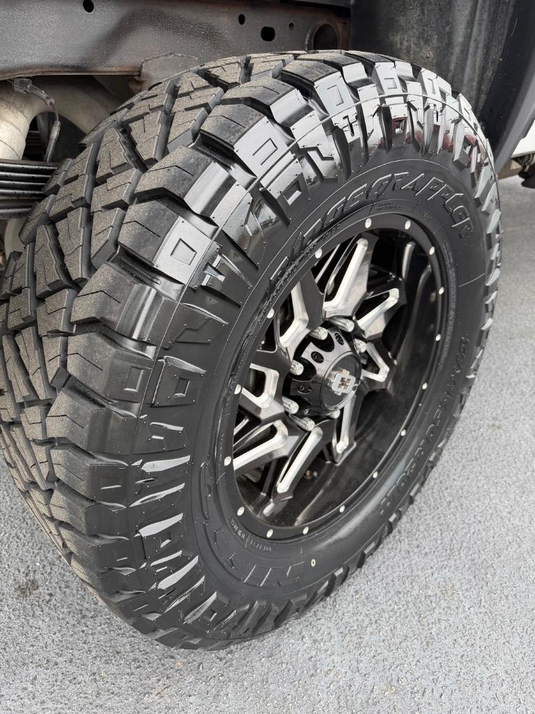 2013 GMC Sierra - $27,990