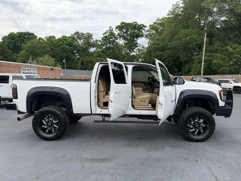 2013 GMC Sierra - $27,990